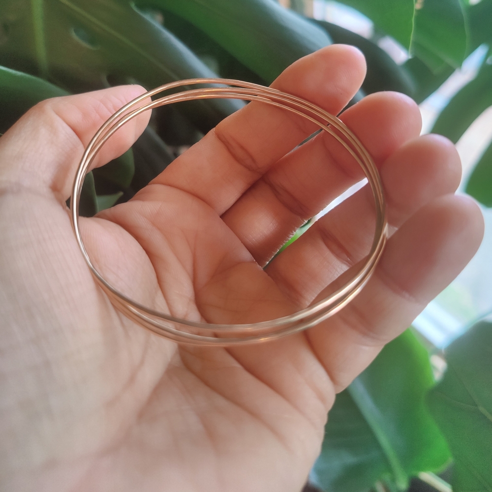 14k Solid Gold Hammered Bangle Trio - image 5